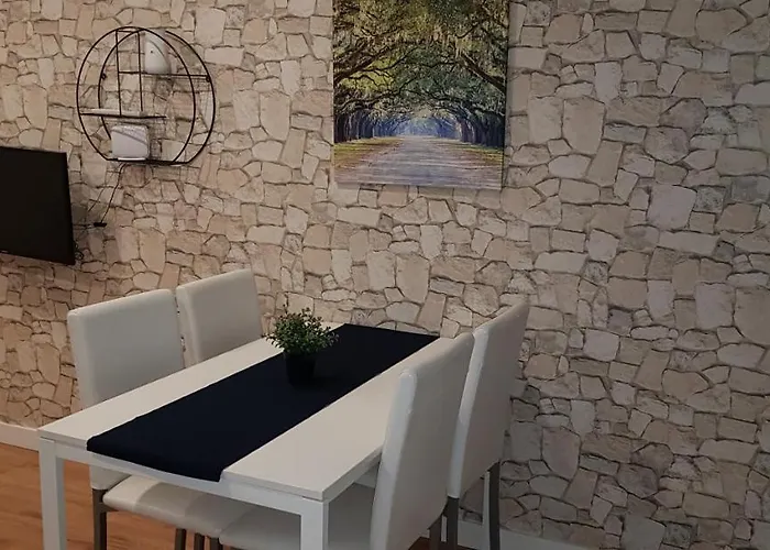 El Carmen Con Parking Gratis